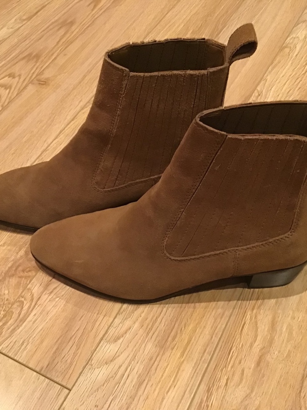 Zara western suede ankle boots